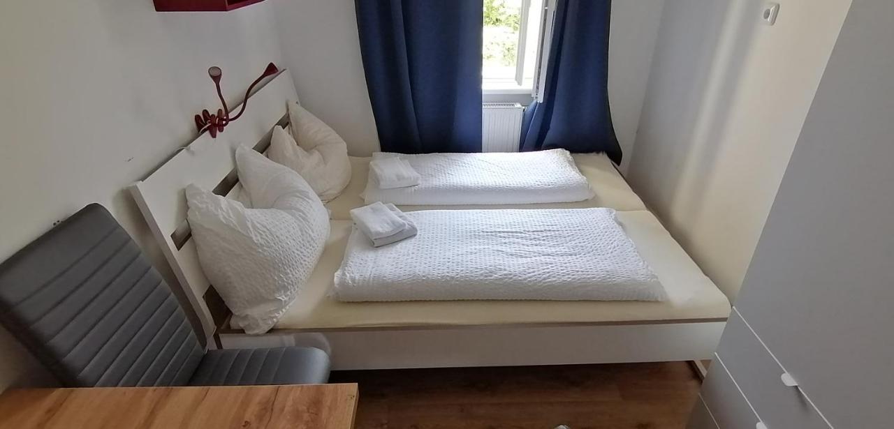 וינה Luna Apartments מראה חיצוני תמונה