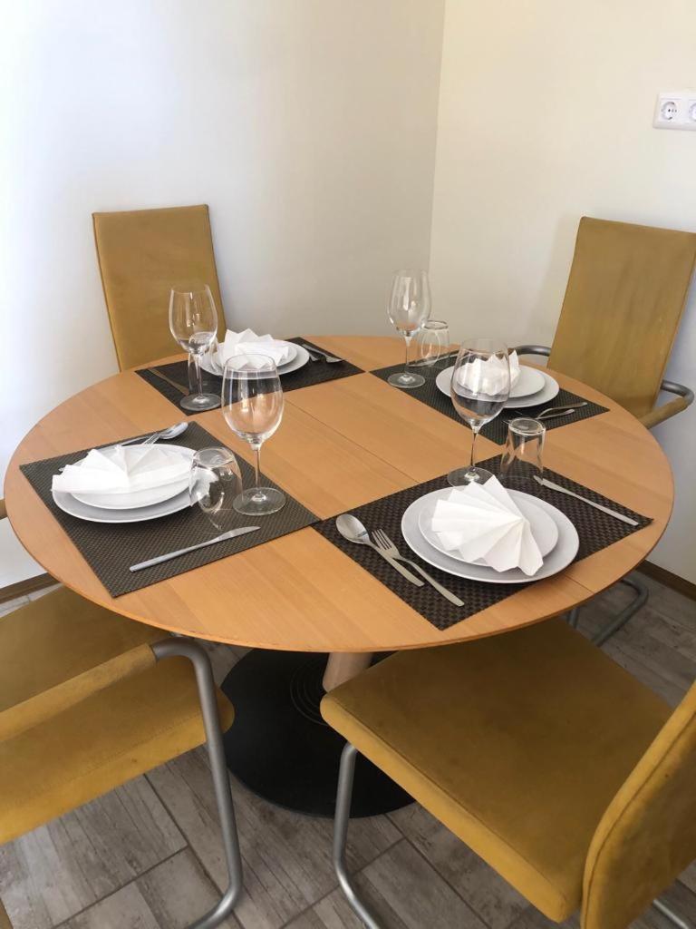 וינה Luna Apartments מראה חיצוני תמונה
