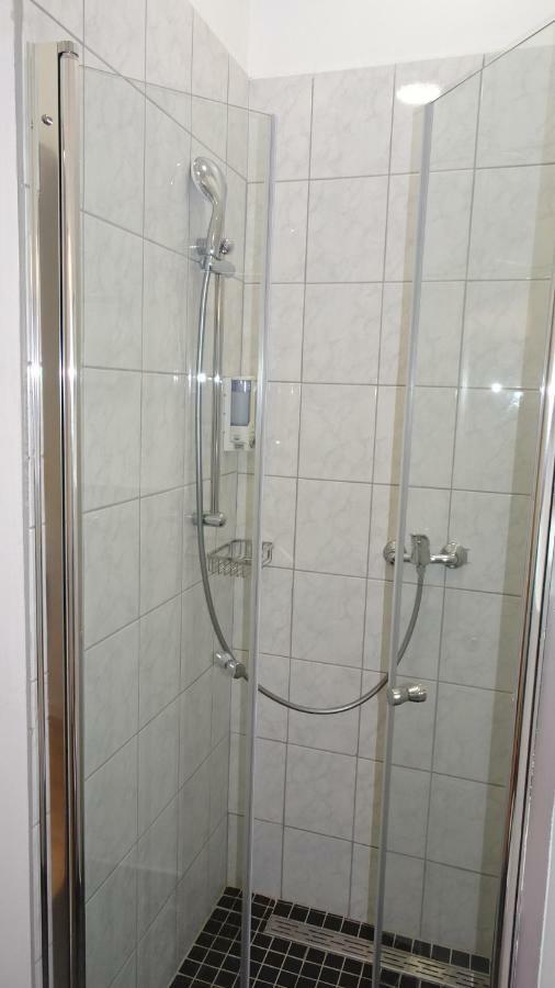 וינה Luna Apartments מראה חיצוני תמונה